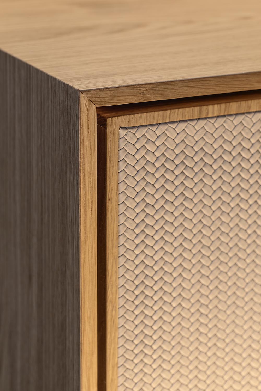 VELA SIDEBOARD 100+6 Gallery 6